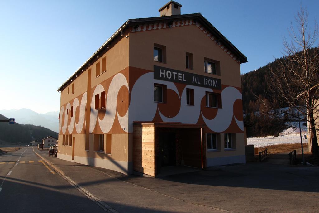 Hotel Al Rom Tschierv Exterior foto