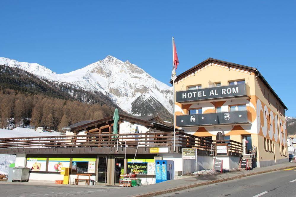 Hotel Al Rom Tschierv Exterior foto